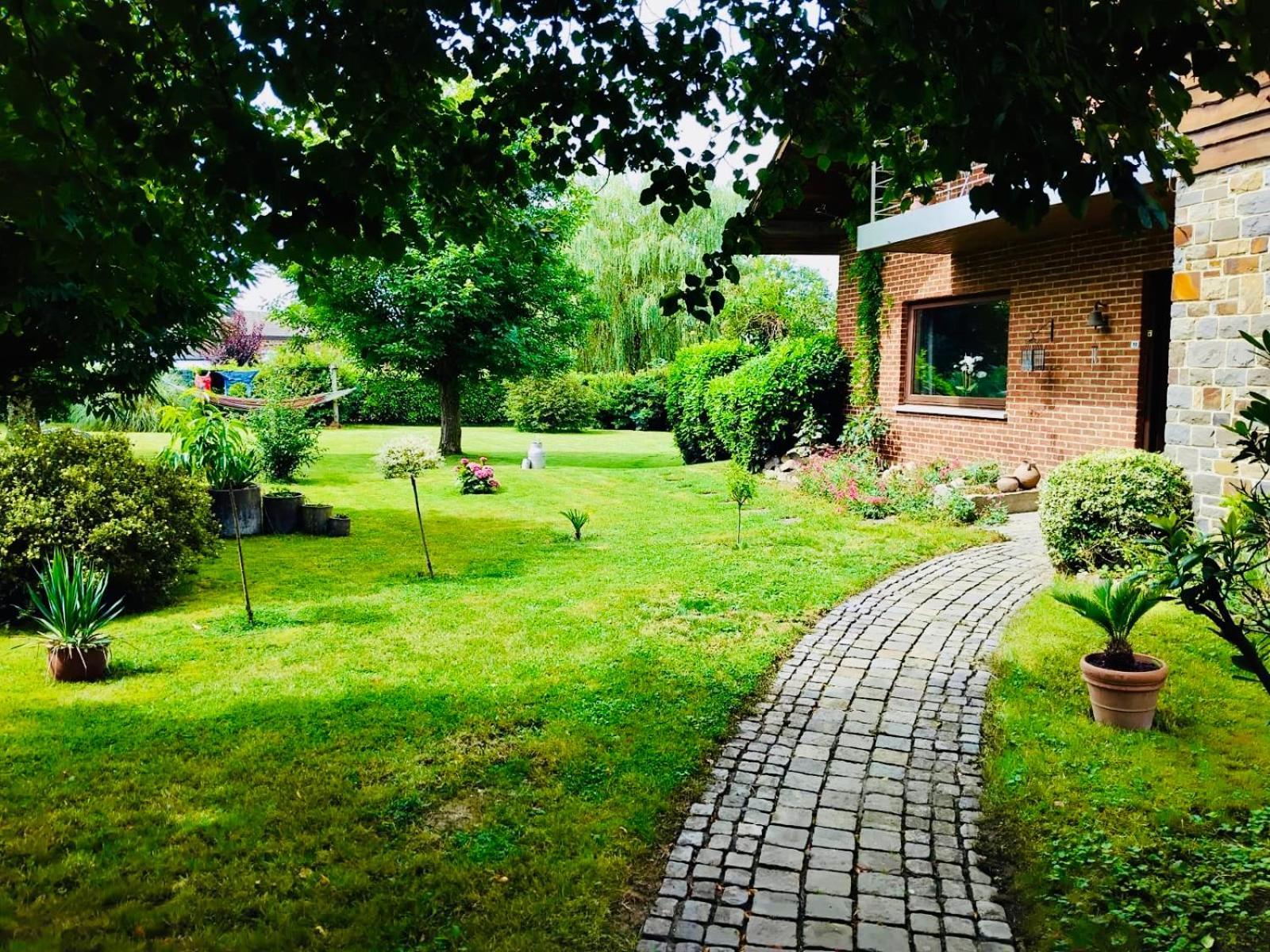 Appartement Les Eglantines à Marche-en-Famenne Extérieur photo